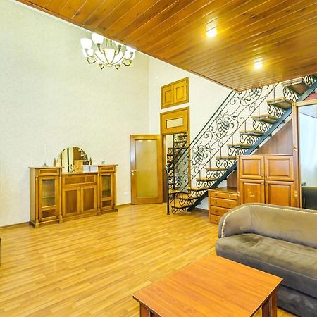 Nizami Street 2 Room Luxe House 巴库 外观 照片