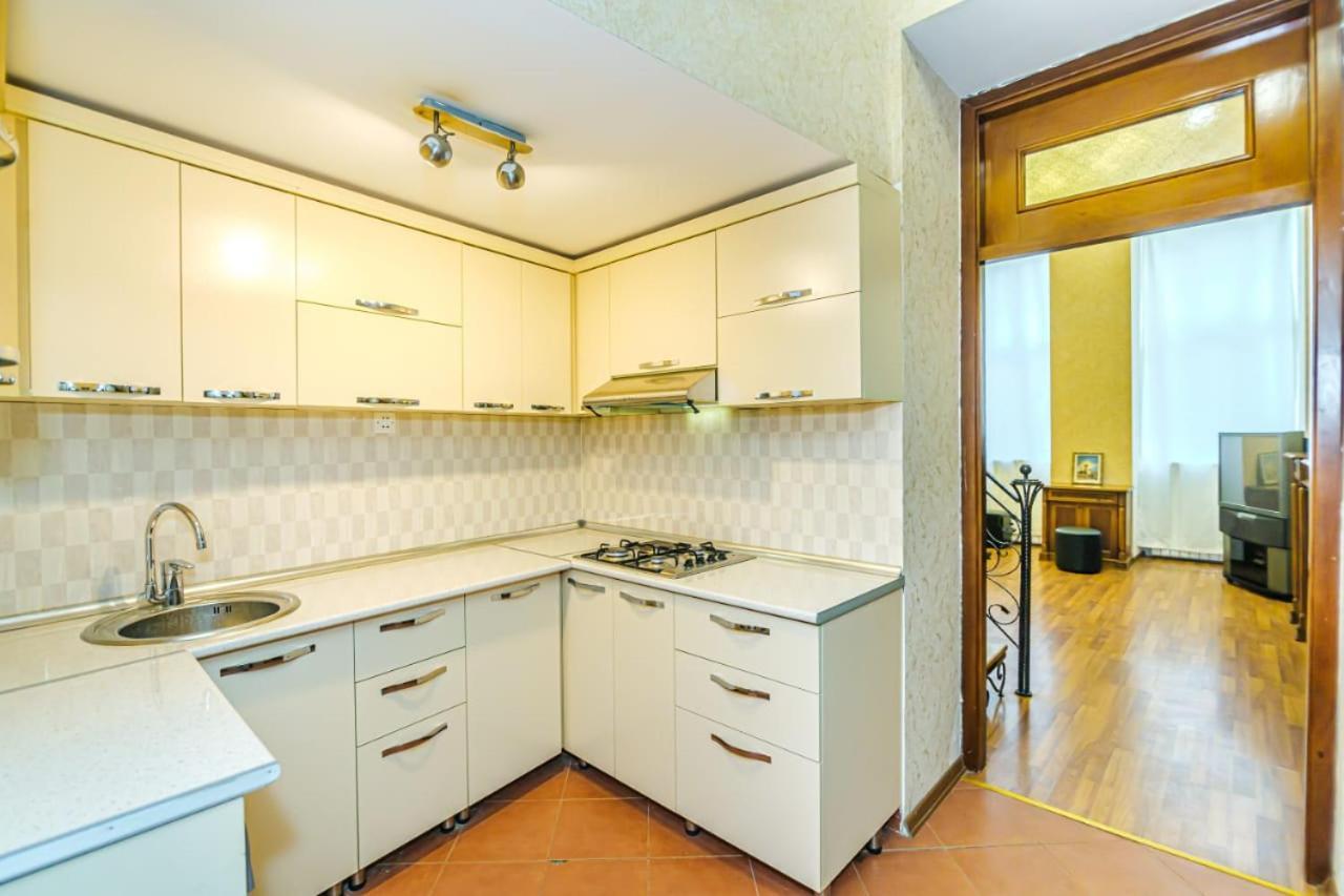 Nizami Street 2 Room Luxe House 巴库 外观 照片
