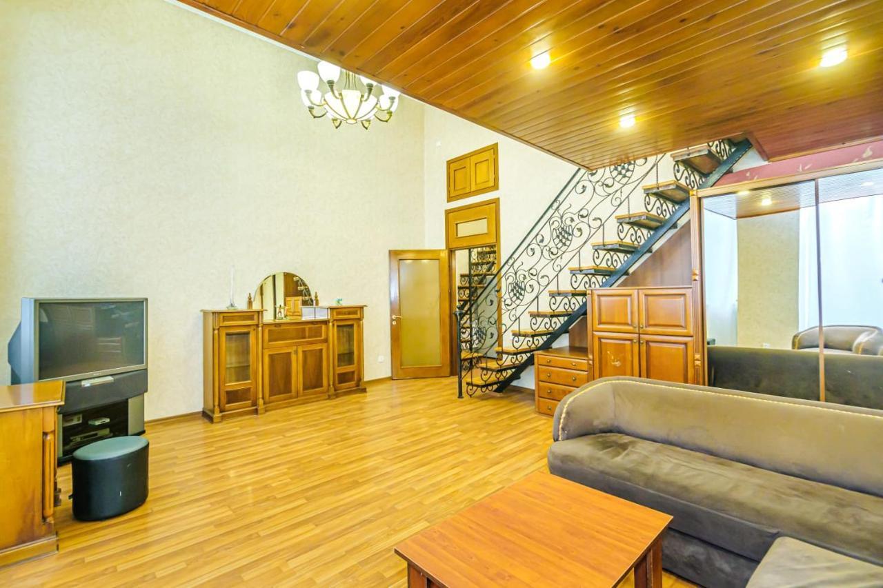 Nizami Street 2 Room Luxe House 巴库 外观 照片