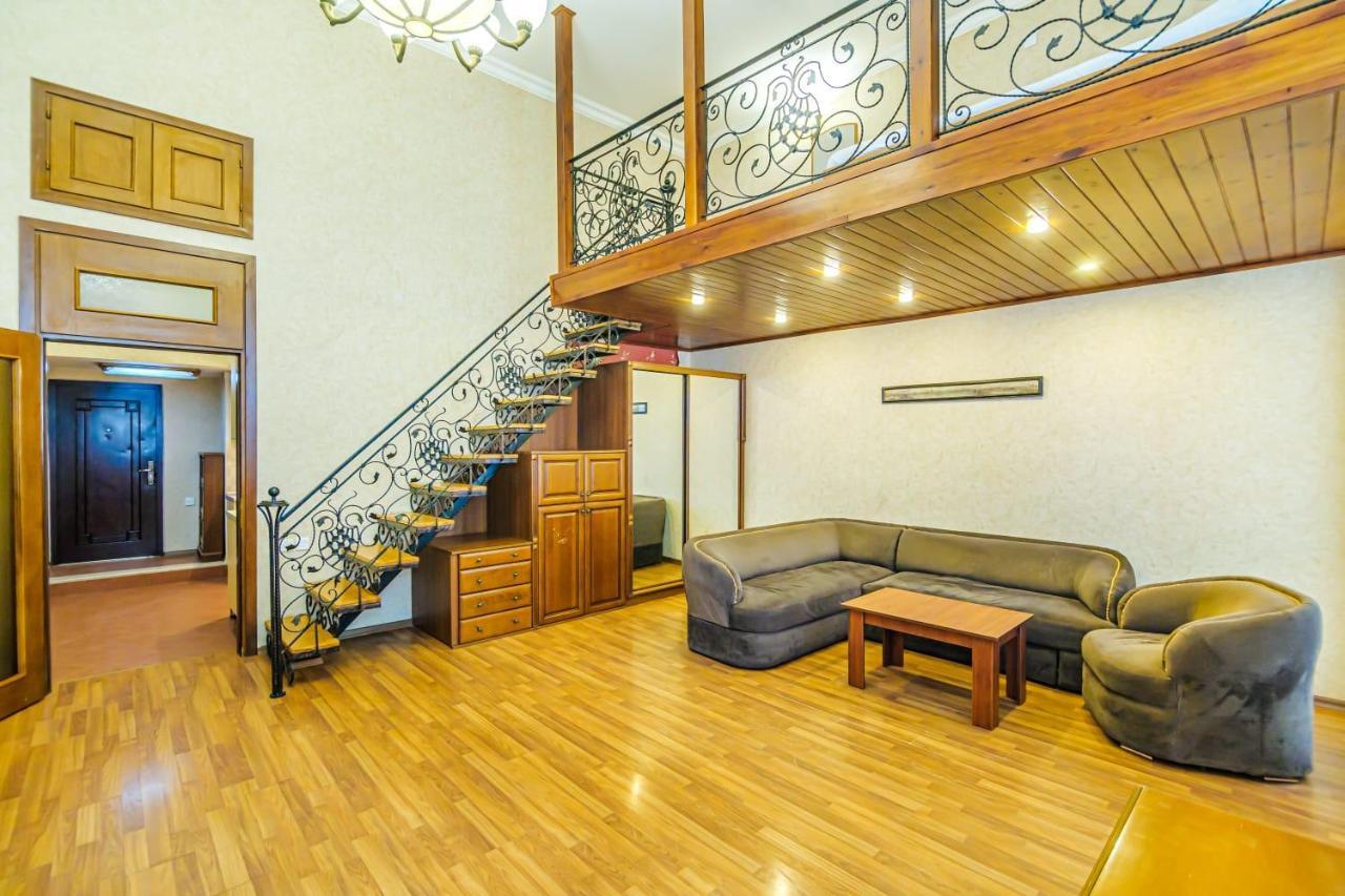 Nizami Street 2 Room Luxe House 巴库 外观 照片